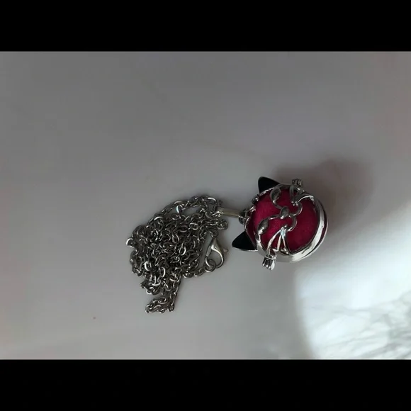 OPTIONS Antique Silver Stone Aromatherapy Pendant Essential Oil Diffuse Jewelry - Picture 3 of 9